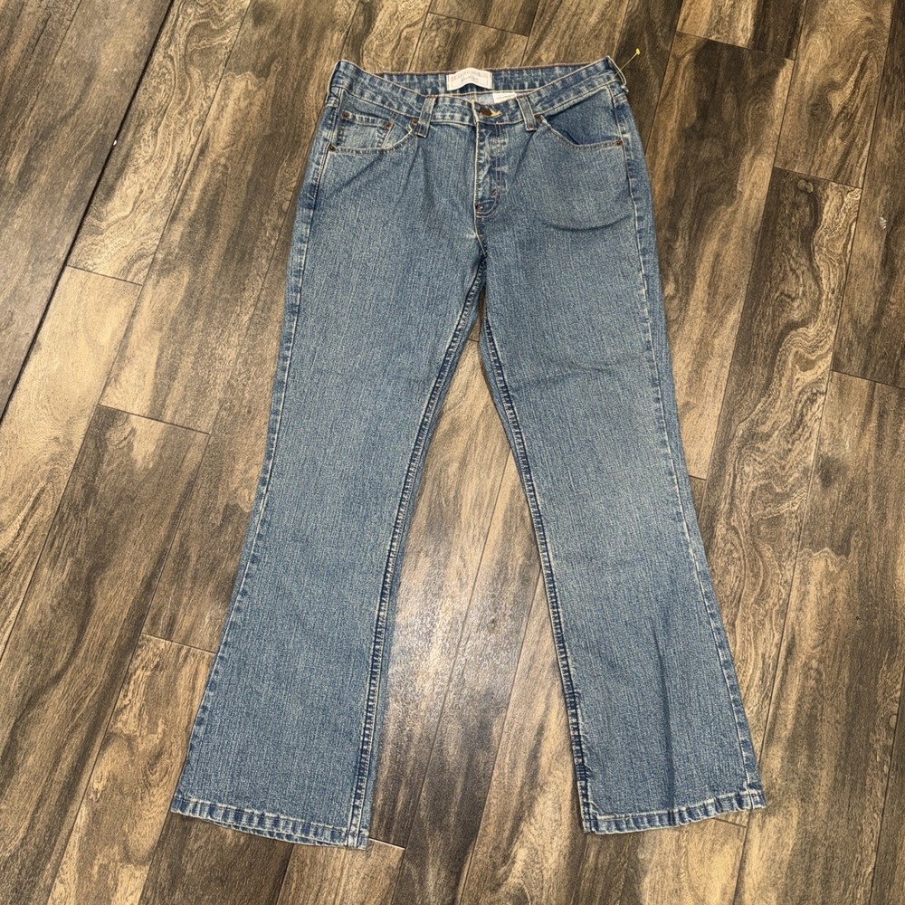 Levi's Signature Stretch Low Rise Bootcut Medium Wash Denim Jeans Women's 10S